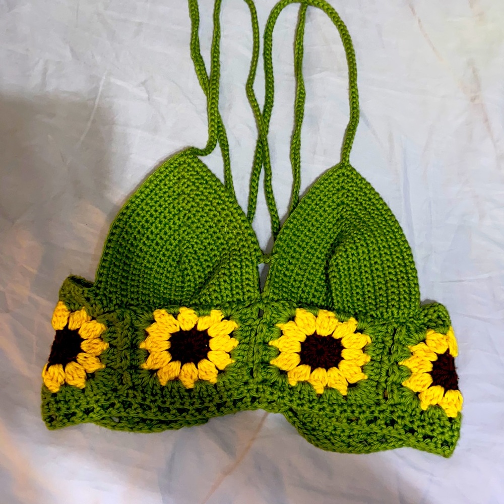 Crochet floral tank top